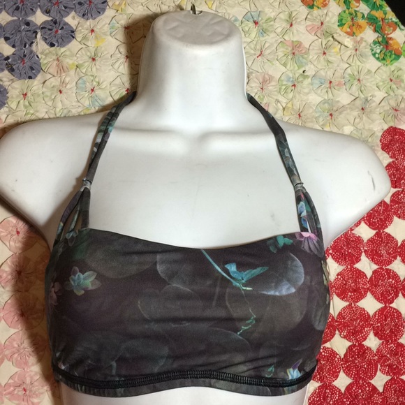 Lululemon yoga bra floral pattern. Halter straps 4 - Picture 2 of 9